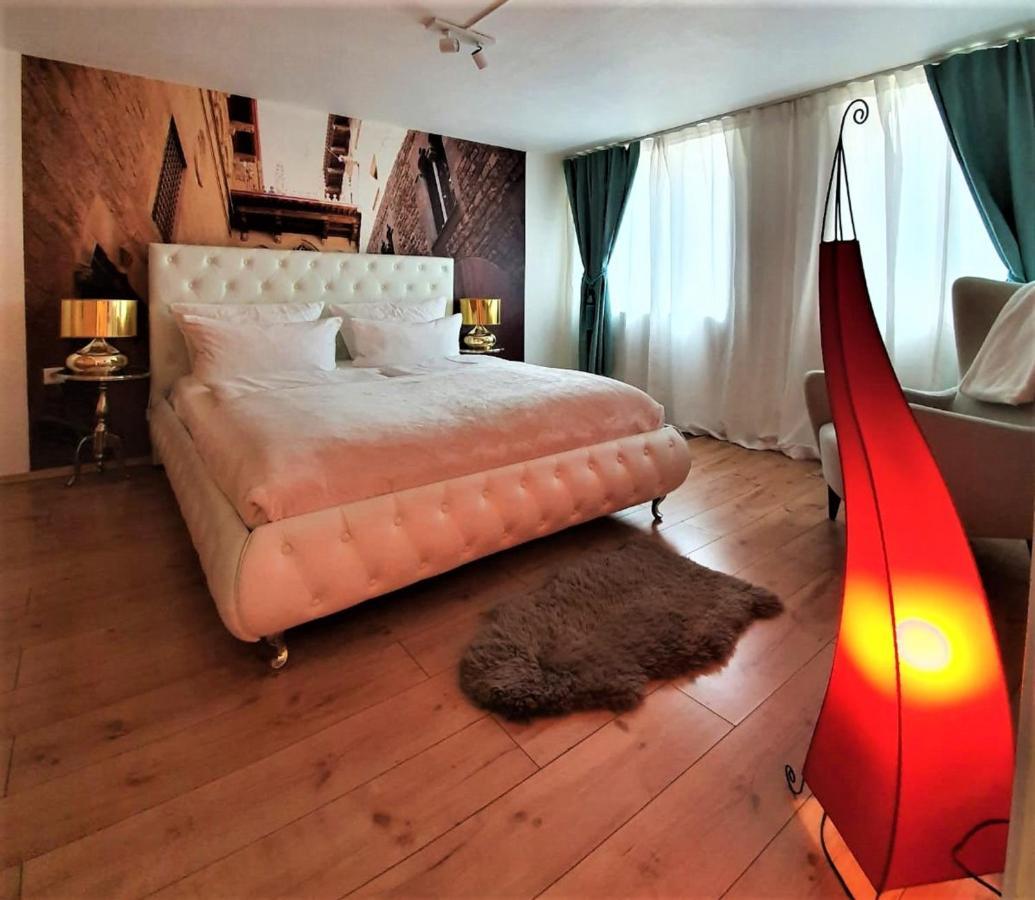 Design Apartment Barcelonanights Freiburg im Breisgau Eksteriør bilde